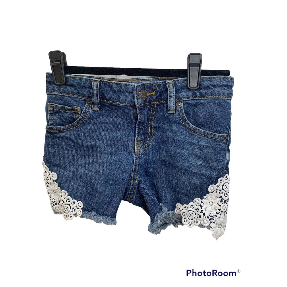 Cat & Jack Girls Super Stretch Jean Shorts with Lace Flower Detail Size M (7/8)